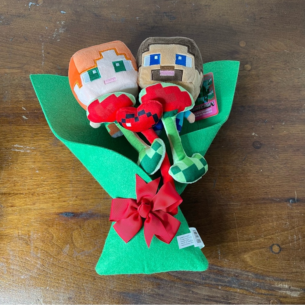 Steve & Alex Minecraft Valentine's Day Plush Bouquet 2026 With Tag 13 In Long